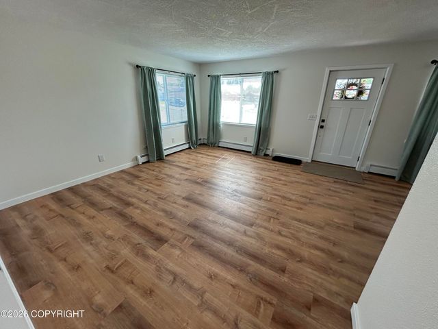 1076 Walnut Avenue, Kenai, AK 99611