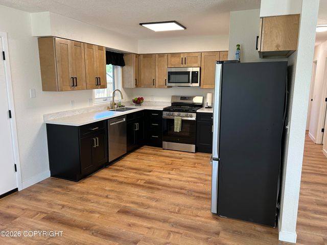1076 Walnut Avenue, Kenai, AK 99611