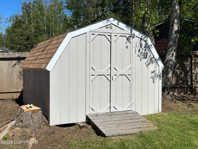 1076 Walnut Avenue, Kenai, AK 99611