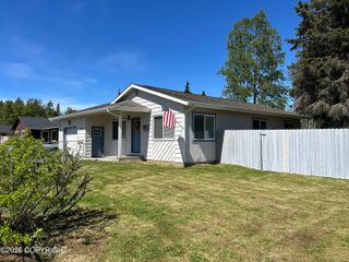 1076 Walnut Avenue, Kenai, AK 99611