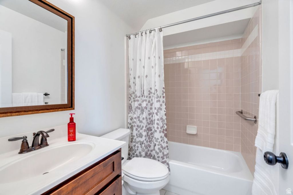 Image 20 of property listing at 1176 E 470 S, Pleasant Grove, UT 84062