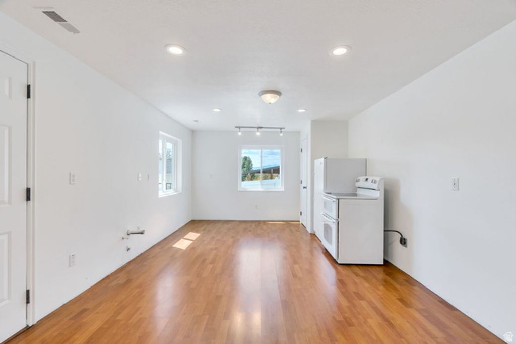 Image 35 of property listing at 1176 E 470 S, Pleasant Grove, UT 84062