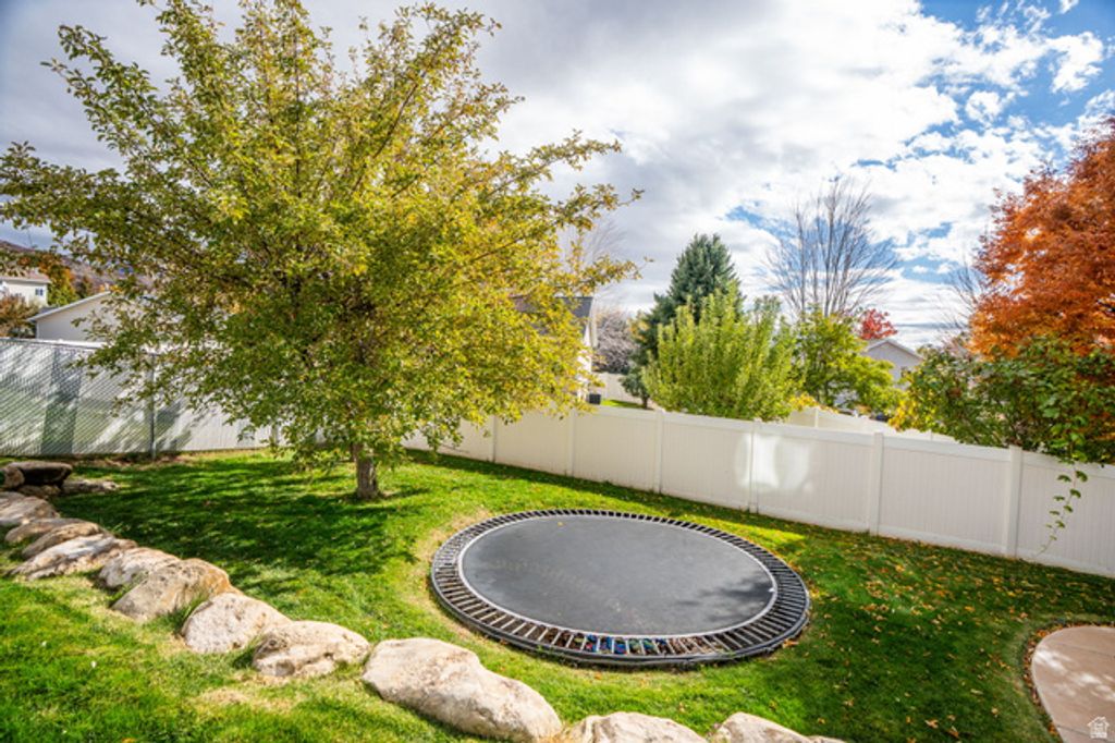 Image 60 of property listing at 1176 E 470 S, Pleasant Grove, UT 84062