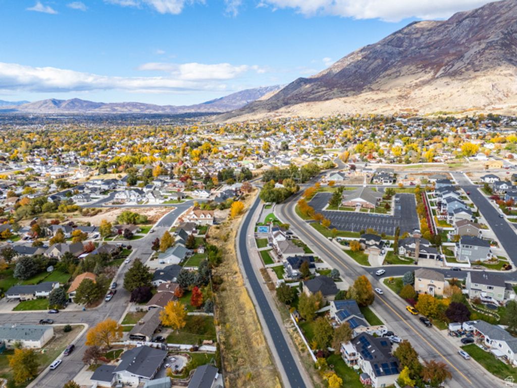 Image 76 of property listing at 1176 E 470 S, Pleasant Grove, UT 84062