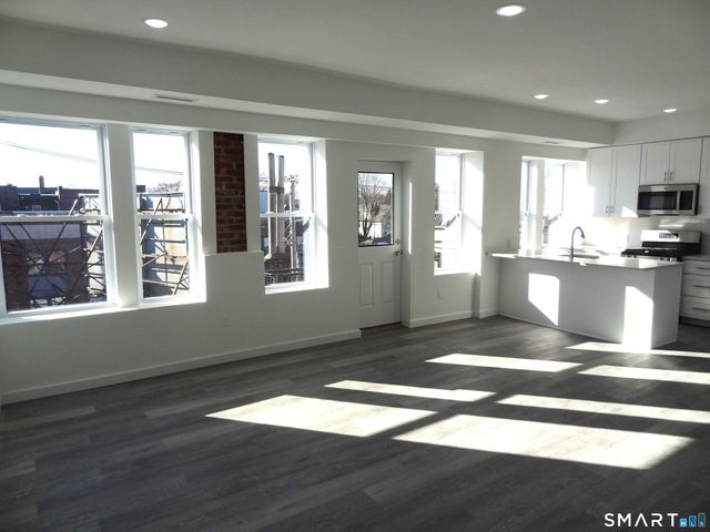 2806 Fairfield Avenue 308, Bridgeport, CT 06605
