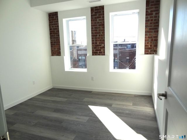 2806 Fairfield Avenue 308, Bridgeport, CT 06605