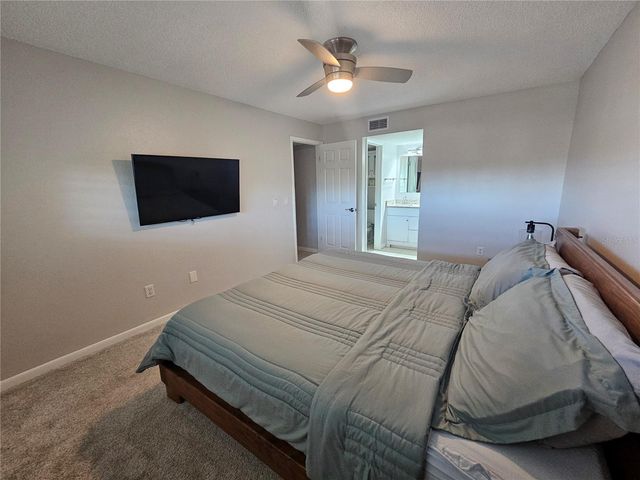 1125 PINELLAS BAYWAY S 304, St Petersburg, FL 33715