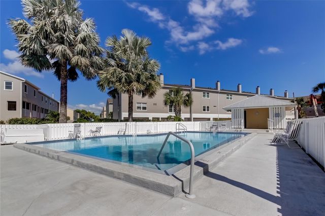 1125 PINELLAS BAYWAY S 304, St Petersburg, FL 33715