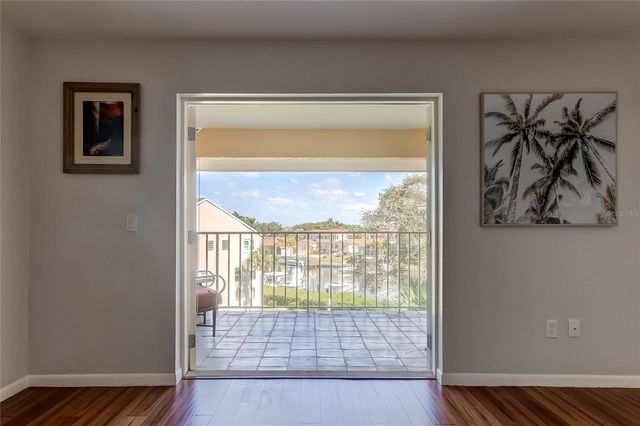 1125 PINELLAS BAYWAY S 304, St Petersburg, FL 33715