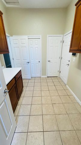 428 E Milgeo Ave, Ripon, CA 95366