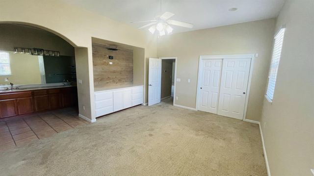 428 E Milgeo Ave, Ripon, CA 95366