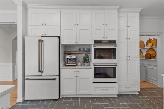1402 N Veaux LOOP, Norfolk, VA 23509