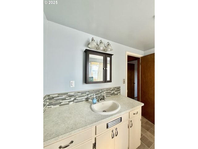 362 E Dearborn St, Union, OR 97883