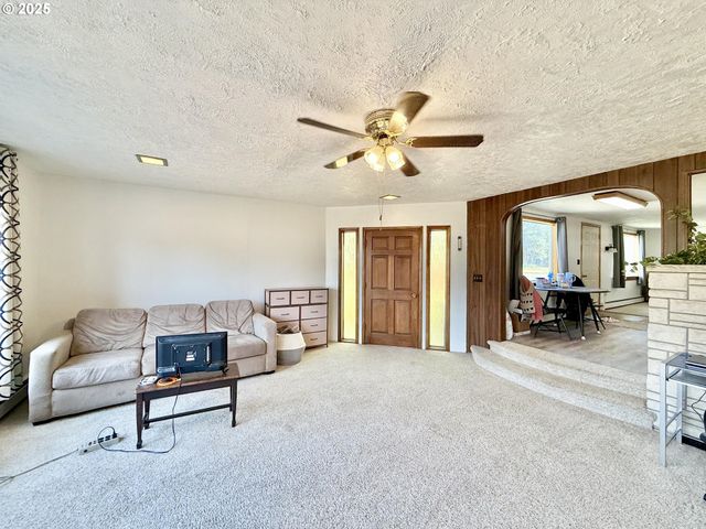 362 E Dearborn St, Union, OR 97883