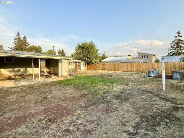 362 E Dearborn St, Union, OR 97883