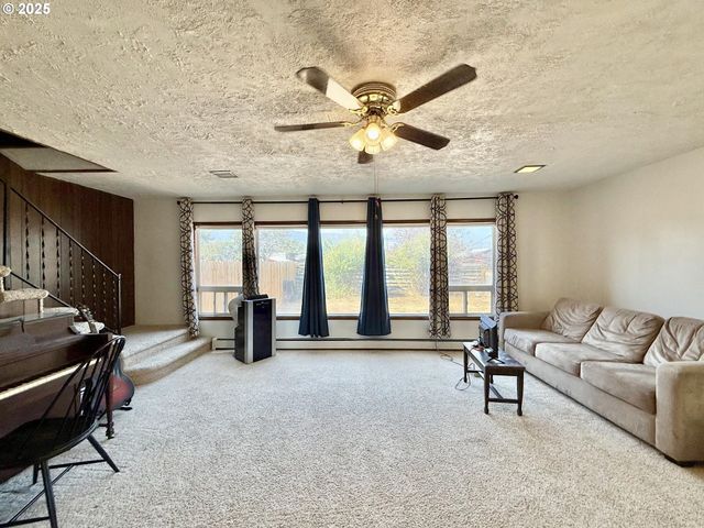 362 E Dearborn St, Union, OR 97883