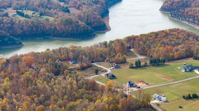 11 W Golden Island, Nancy, KY 42544