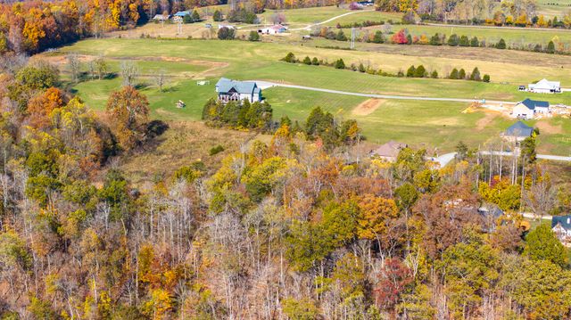 11 W Golden Island, Nancy, KY 42544