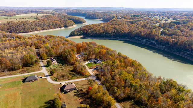 11 W Golden Island, Nancy, KY 42544