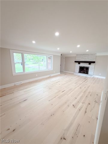 8839 Billings Road, Kirtland, OH 44094
