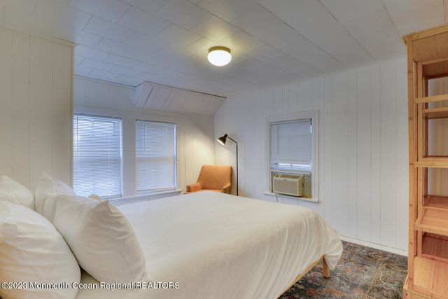 13 Pilgrim Pathway, Ocean Grove, NJ 07756