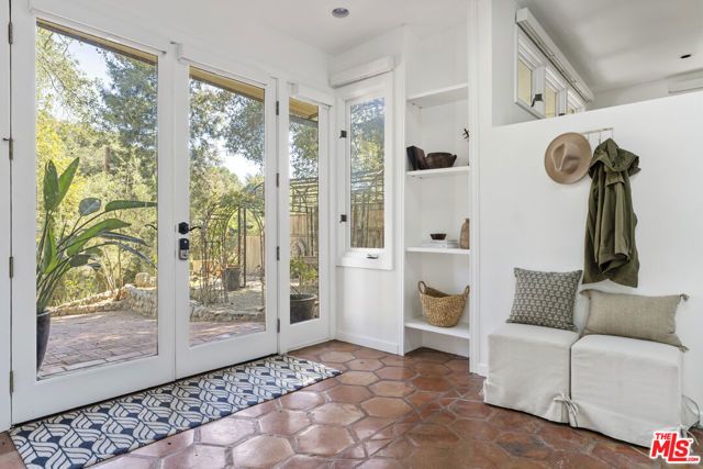 1367 Oakwood Drive, Topanga (los Angeles), CA 90290