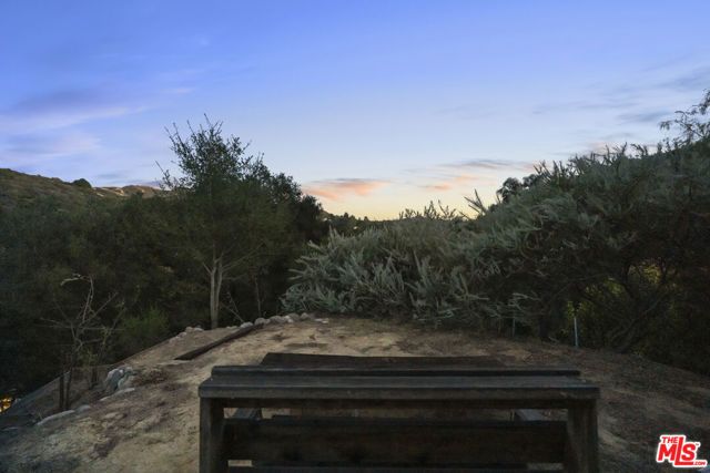 1367 Oakwood Drive, Topanga (los Angeles), CA 90290