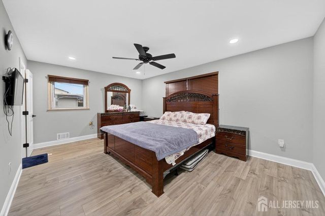 269 Rosewood Lane, Port Reading, NJ 07064