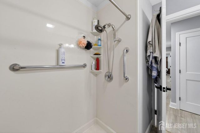 269 Rosewood Lane, Port Reading, NJ 07064