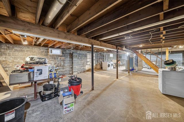 269 Rosewood Lane, Port Reading, NJ 07064