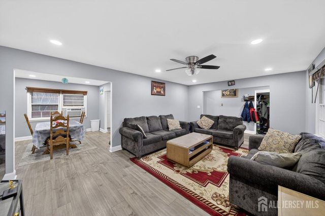 269 Rosewood Lane, Port Reading, NJ 07064