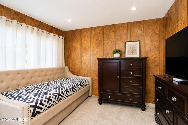 19 Prescott Drive, Marlboro, NJ 07746