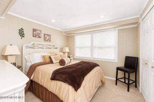 19 Prescott Drive, Marlboro, NJ 07746