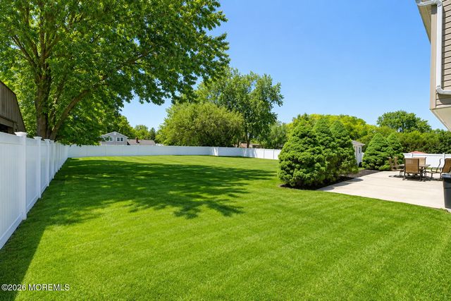 19 Prescott Drive, Marlboro, NJ 07746