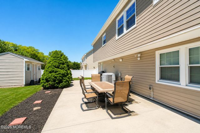 19 Prescott Drive, Marlboro, NJ 07746