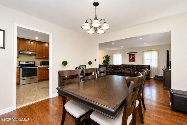 19 Prescott Drive, Marlboro, NJ 07746