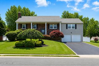 19 Prescott Drive, Marlboro, NJ 07746