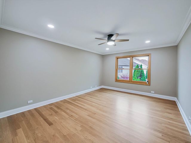 640 Downey Street, Hoffman Estates, IL 60169