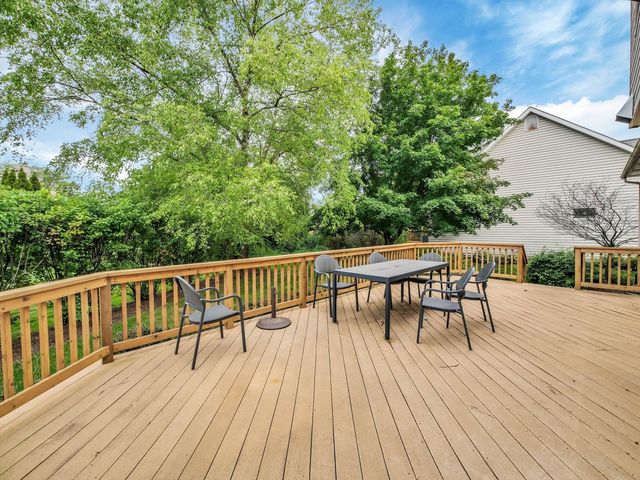 640 Downey Street, Hoffman Estates, IL 60169