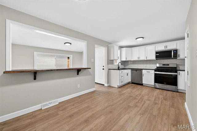 9224 Ellison Drive, Ferguson, MO 63136