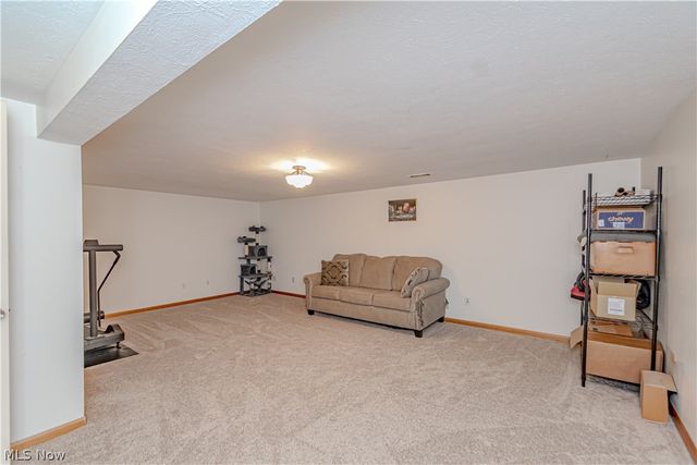 9400 Sherman Lane, North Royalton, OH 44133