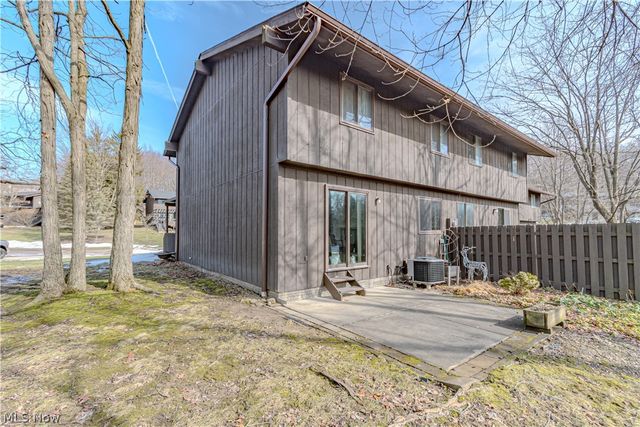 9400 Sherman Lane, North Royalton, OH 44133