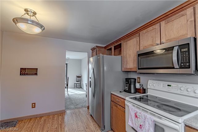 9400 Sherman Lane, North Royalton, OH 44133