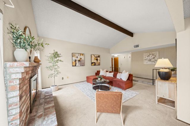 6930 Cobblestone Way, Citrus Heights, CA 95621