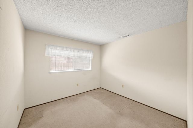 6930 Cobblestone Way, Citrus Heights, CA 95621