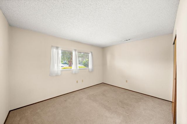 6930 Cobblestone Way, Citrus Heights, CA 95621