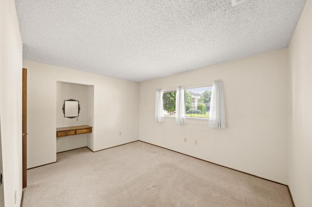 6930 Cobblestone Way, Citrus Heights, CA 95621