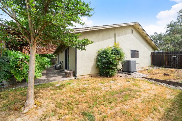 6930 Cobblestone Way, Citrus Heights, CA 95621