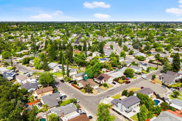 6930 Cobblestone Way, Citrus Heights, CA 95621