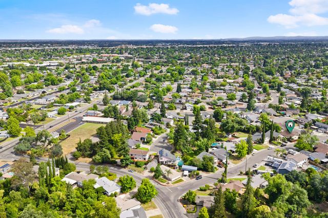 6930 Cobblestone Way, Citrus Heights, CA 95621